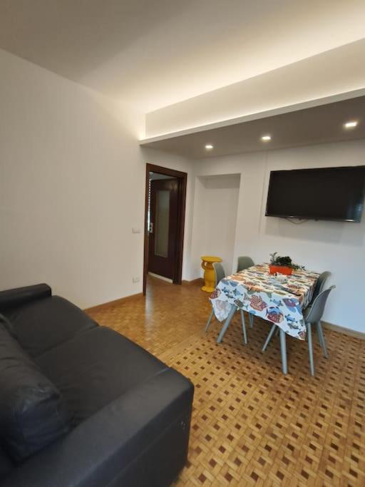 Seaside Apartment, 20M To The Beach, Wi-Fi&Terrace Bordighera Exterior foto